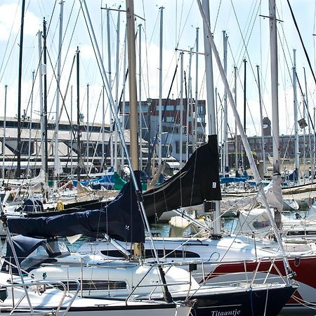 Bizstay Harbour III Scheveningen Apartments La Haya Exterior foto