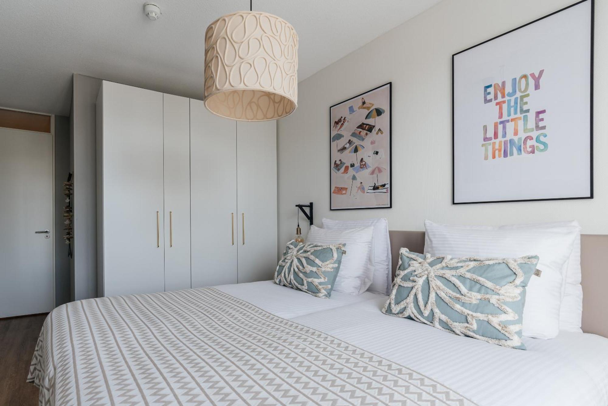 Bizstay Harbour III Scheveningen Apartments La Haya Habitación foto