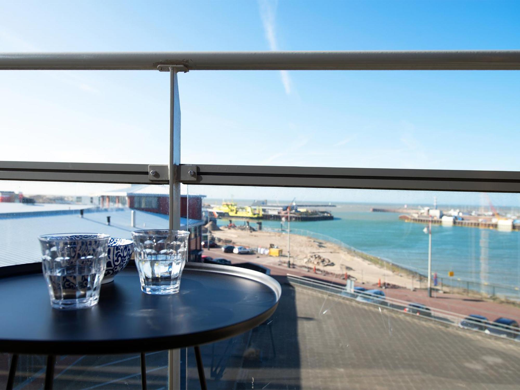 Bizstay Harbour III Scheveningen Apartments La Haya Habitación foto
